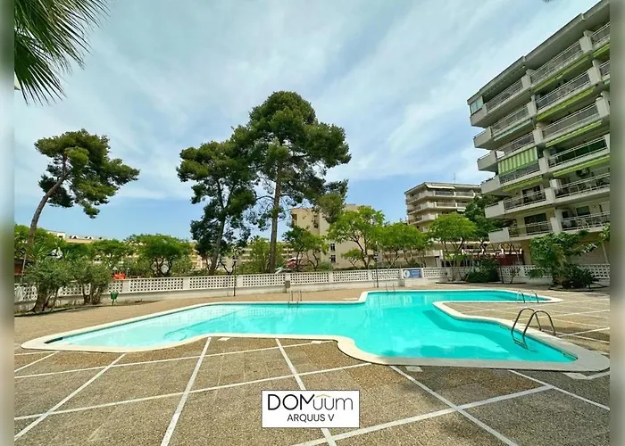 Domuum Holidays - Arquus V *