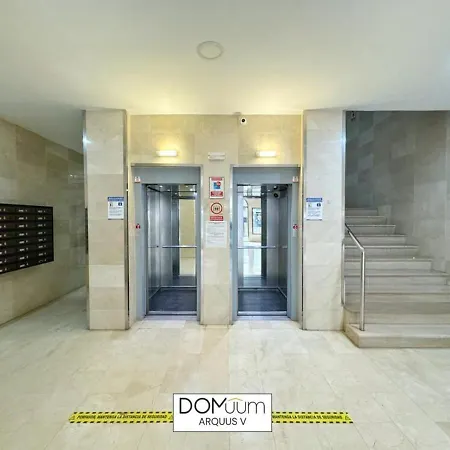 아파트 Domuum Holidays - Arquus V