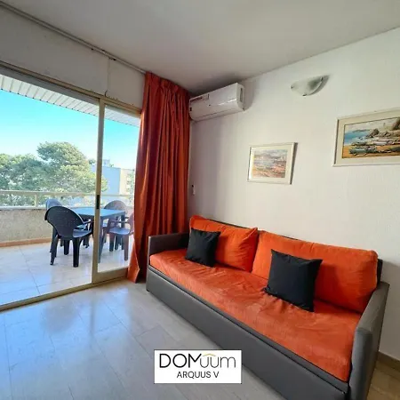 Domuum Holidays - Arquus V * 살루